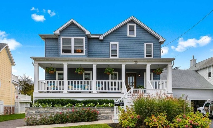 Monmouth Beach Casa | A completely updated Centennial Monmouth Beach property