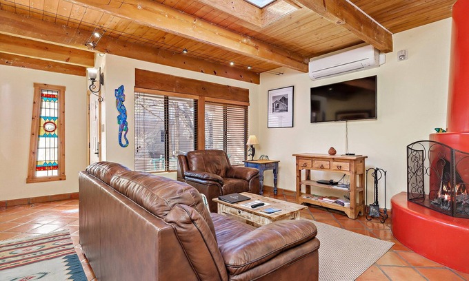 Northeast Santa Fe Hotel | A Condo With All The Comforts Plus Extras at Fort Marcy