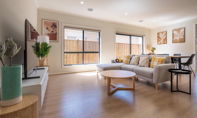 Clyde Casa | A Cosy 5Beds house in the Clyde