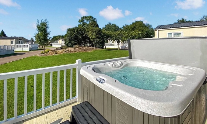 Langham Casa | A cosy holiday home with one master double and one single room.