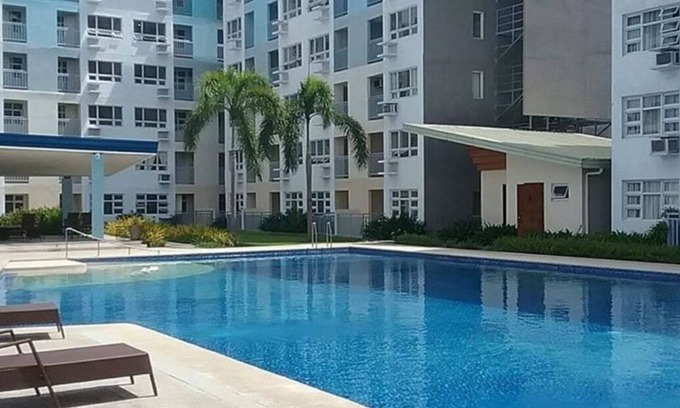 Sasa Condominio | Un acogedor condominio de 2 habitaciones Max de 6 con Wifi | Netflix | Piscina