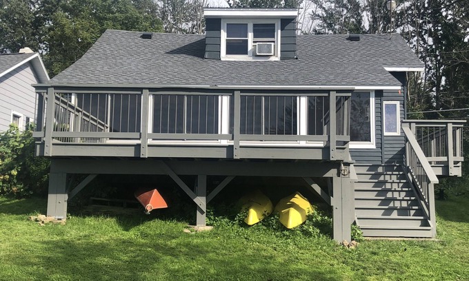 Bridgeport Casa | Una acogedora casa del lago a lo largo del lago Oneida está al alcance de Adirondacks