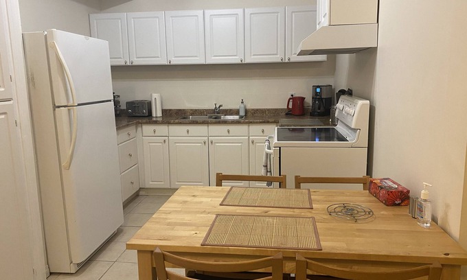 North Vancouver Casa | Un lugar acogedor, agradable y característico en el corazón de Tempe