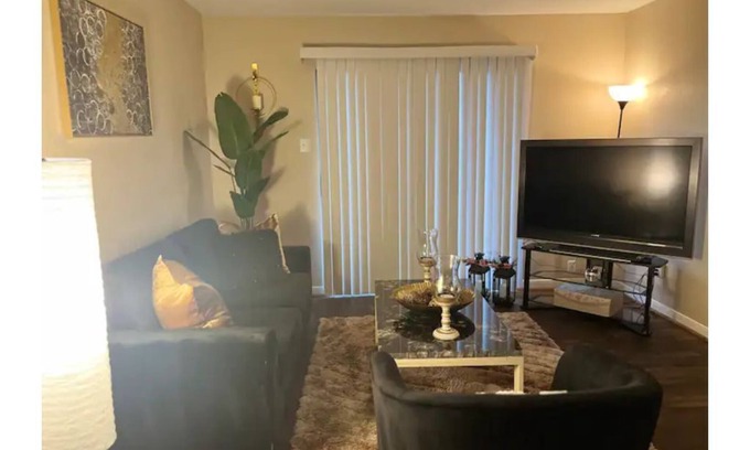 Woodforest Apartamento | Staying at East End Extended Stay