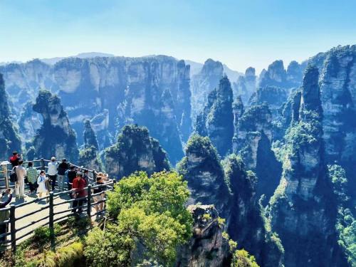 Yongding Casa | A deer has you INN near by Tianmen Shan-Free pick-up-Aerial Cableway