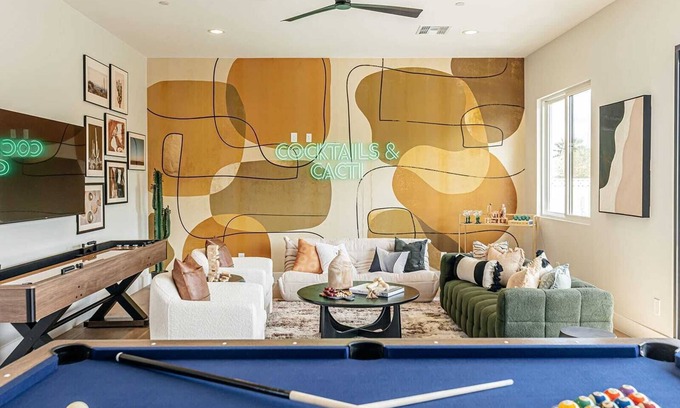 Southwest Village Casa | A Desert Dream | Perfect Getaway in Old Town!