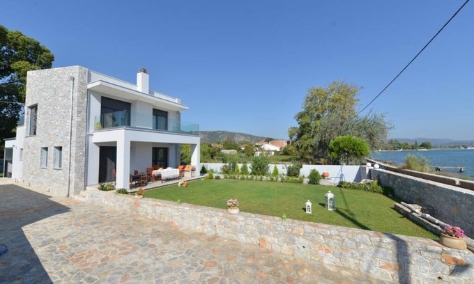 Lesvos Villa | Una familia amable Sea View Villa. Ciclismo Paseos Pesca Birdwatcing Natación