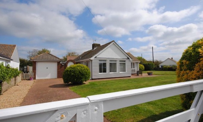 East Wittering Cabaña | Una casa familiar con capacidad para 6 personas en 3 dormitorios