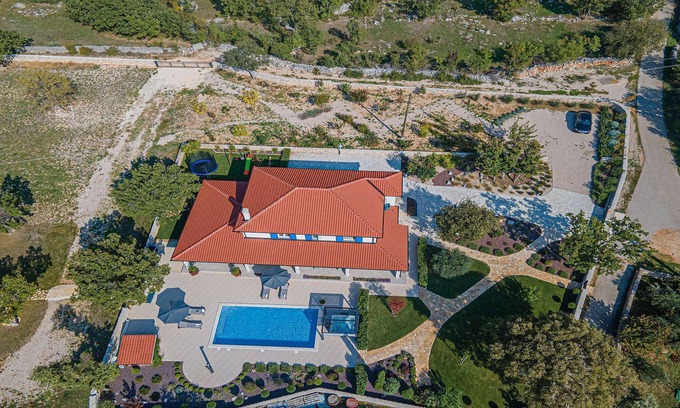 Drnis Villa | A family vacation home the Krka National Park