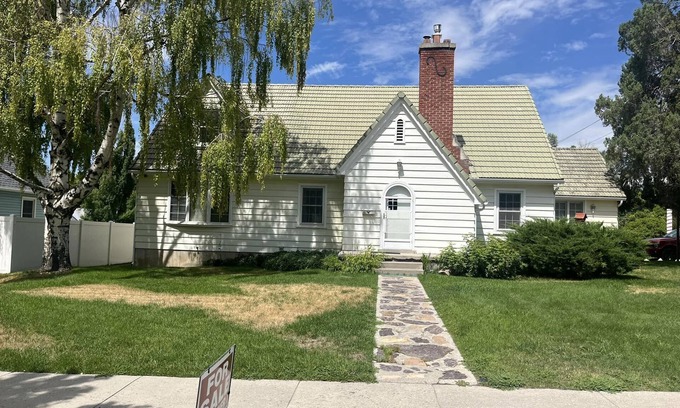 Smithfield Otro | A Farmhouse