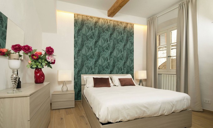 Sant' Ambrogio Apartamento | A FEW STEPS FROM THE DUOMO Comfortable apartment in the historic center of Florence