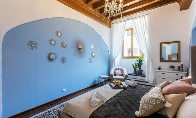 Santa Croce Apartamento | A Florence Palace - 4 Bedroom Apt - Santa Croce