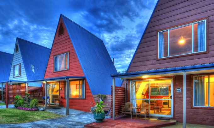 Norfolk Island Casa | A-Frame Chalets @ Mokutu