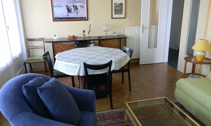 Saint-Marc Apartamento | Un apartamento amueblado cerca de la playa, Océanopolis y el jardín botánico.