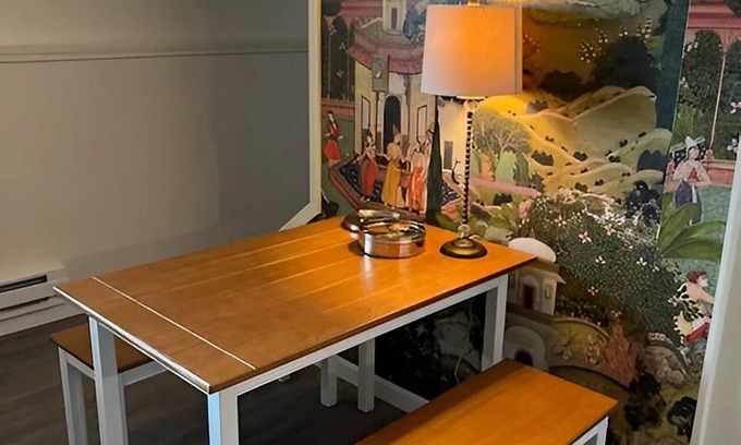 Southeast Magnolia Casa | Una joya en la ciudad de Emerlad - Habitación espaciosa en el corazón de la ciudad