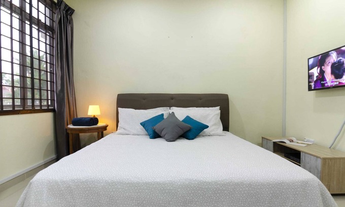 Central District Apartamento | A Generous & Cozy 3BR Cove House, FREE Parking