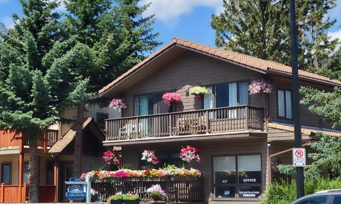 Banff Cama Y Desayuno | A Good Nite's Rest Bed and Breakfast