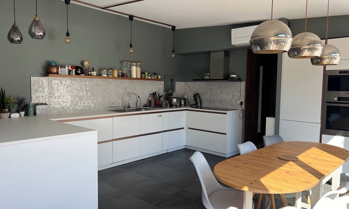 Saint-Martin-d'Heres Casa | A haven of peace in the town center. Architect-designed house to discover.