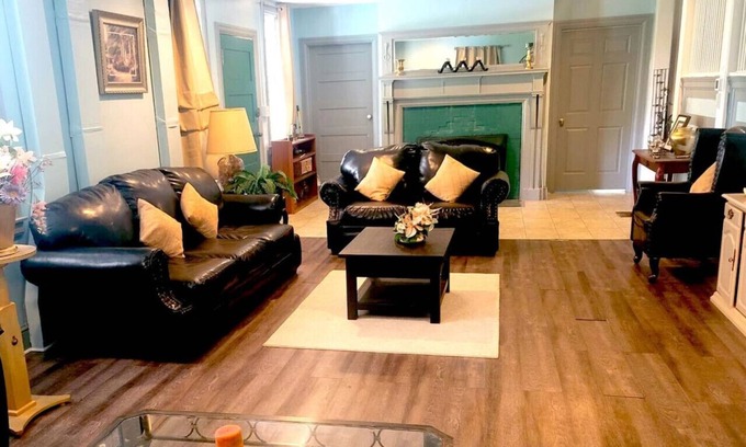 Waynesboro Casa | A Historic newly renovated house