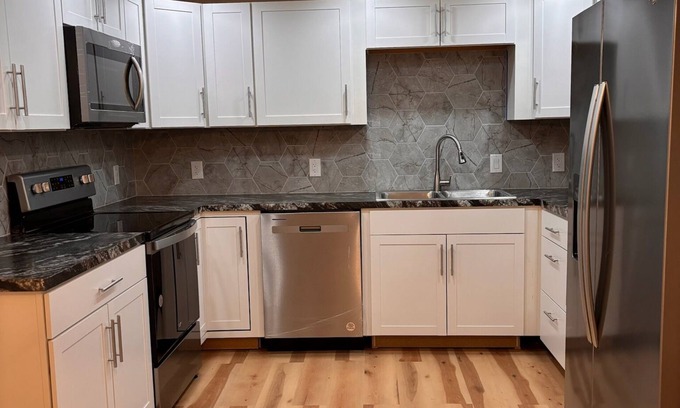 New Castle Apartamento | A Home Away From Home