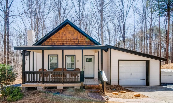 Jasper Casa | A home with Mountain View, Fire pit & Close to hiking trails, Pet-friendly!
