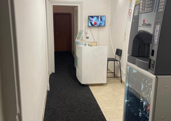 Naples City Centre Hostal | A I R H1o