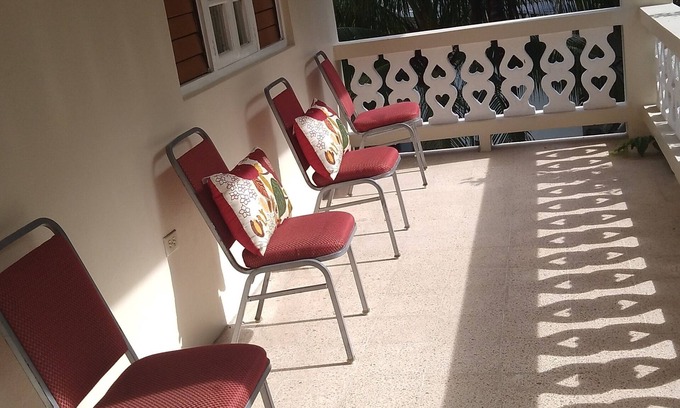 West Gate Hills Casa | A&J Vacation home away from home,for your privacy and comfort.