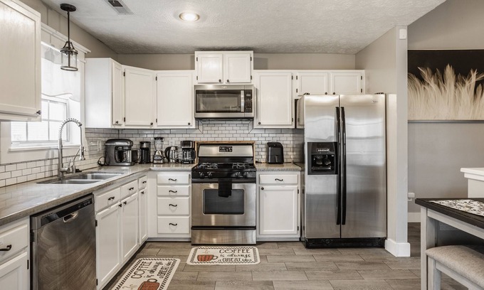 Southern Homes Casa | A King Size Bed Home in Indianapolis