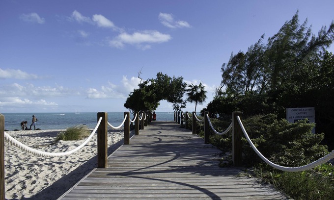 Long Bay Hills Cabaña | A Kiteboarders Dream complete with a Pickle Ball Court and a Pool!!