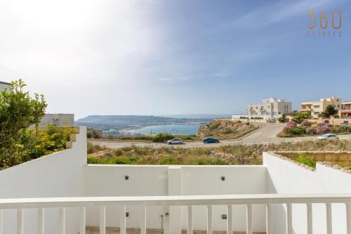 Mellieħa Heights Apartamento | A large, fully equipped 2BR home in Mellieha by 360 Estates