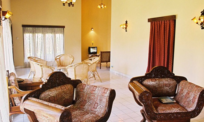 Moratuwa Cama Y Desayuno | Una habitación grande en "Charles Homestay" -Moratuwa, COLOMBO