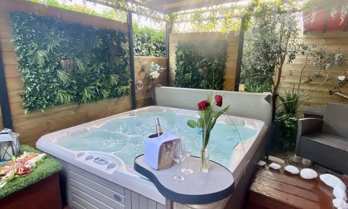 Lalande-Grand Selve Apartamento | A little corner of paradise