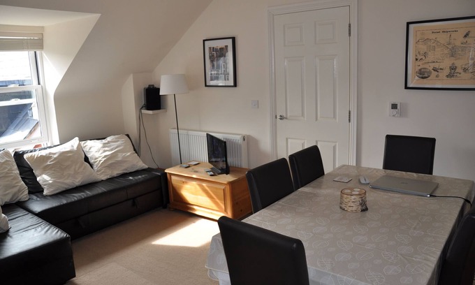 Swanage Apartamento | Un encantador apartamento tranquilo, construido especialmente a un tiro de piedra de la playa en el centro de la ciudad