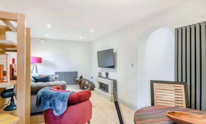 Frampton Cabaña | A lovely unique lodge ideal for a relaxing or romantic break