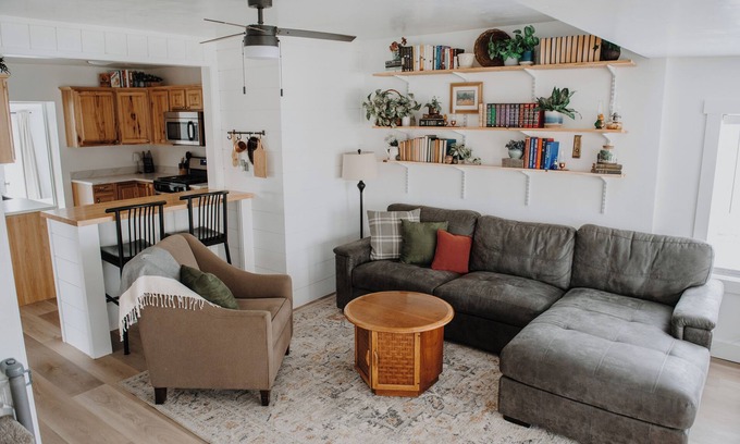 Ucon Casa | A lovingly curated family home with 4 bedrooms centrally located to adventure!