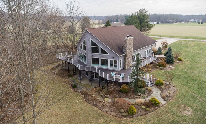 Marshall Casa | A Luxury Family Mill Creek Lake Retreat