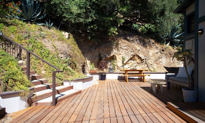 Silver Lake Casa | A LUXURY TROPICALIA RETREAT IN SILVERLAKE