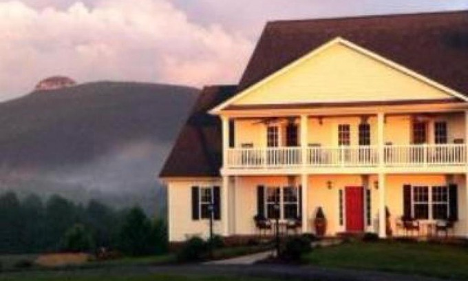 Pinnacle Cama Y Desayuno | A Mighty Oak B&B