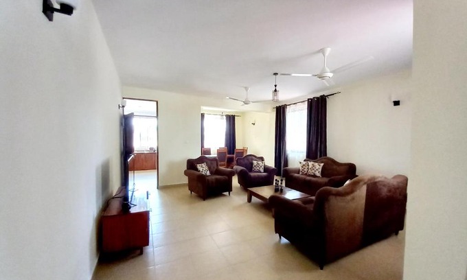 Kunduchi Apartamento | A Minimalist's Haven