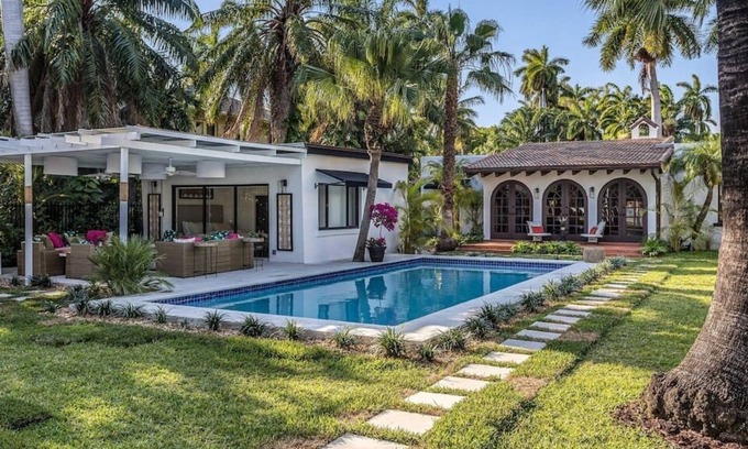 Northeast Miami Villa | A Miracle Waterfront Villa In The Green in Miami!