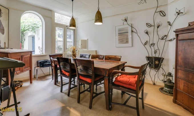 's-Heerenberg Apartamento | A monument with the atmosphere of the 1960s, lots of greenery for walking and cycling.