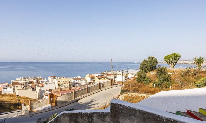 Caleta de Velez Chalet De Esquí | A&N Caleta de Velez Beach