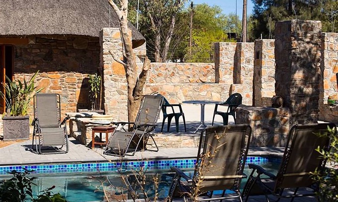 Francistown Cabina | A New Earth Guest Lodge