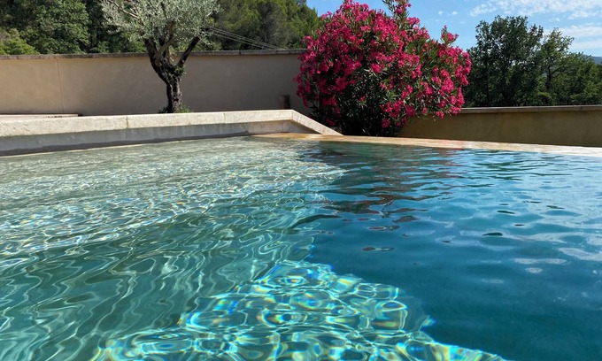 Saint-Marcellin-les-Vaison Cabaña | MAS DE LA PINEDE Magnífica casa rural para 2 a 10 personas,