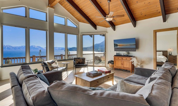 Meeks Bay Cabina | A Panoramic Lake Tahoe Retreat: 3-bedroom cabin with AC in fabulous Meeks Bay