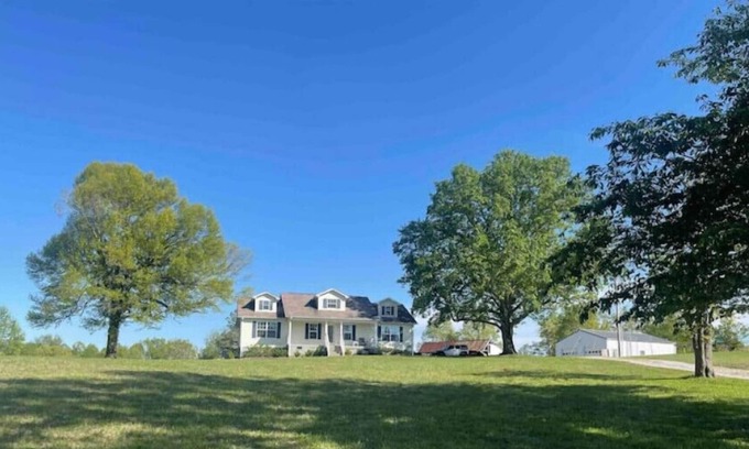 McEwen Casa | A peaceful retreat on 20 acres