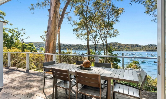 Avalon Beach Casa | A peaceful sanctuary offering views over Pittwater