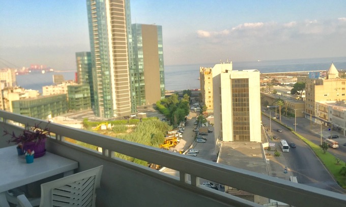 Antelias Apartamento | A penthouse overlooking the Mediterranean