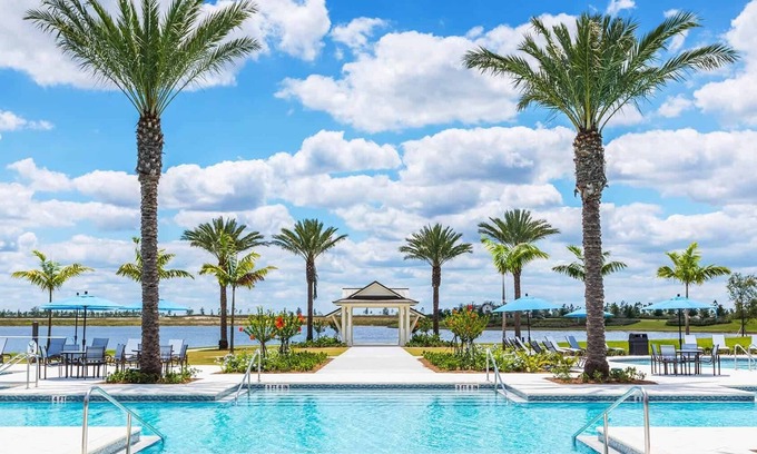 Loxahatchee Casa | A perfect resort-style gateway in South Florida