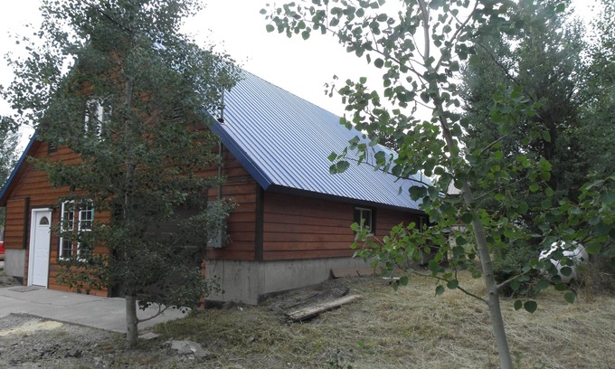 Last Chance Cabina | El lugar perfecto para sus vacaciones de su Yellowstone !!